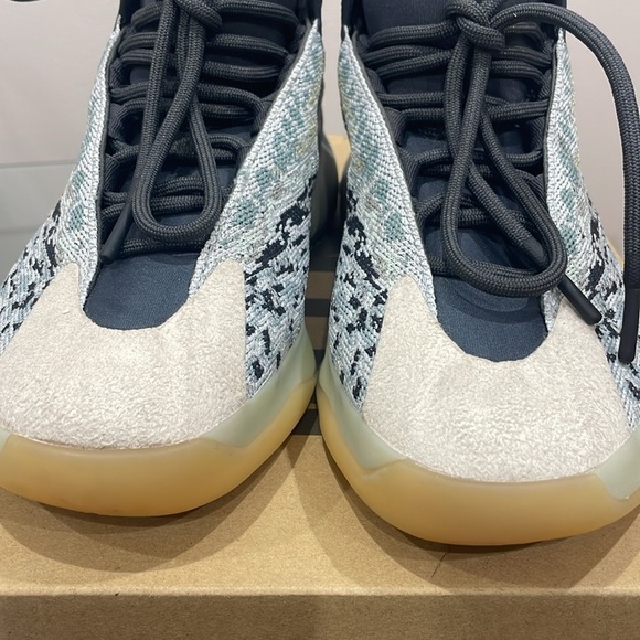 Yeezy QNTM sea teal - Picture 7 of 7